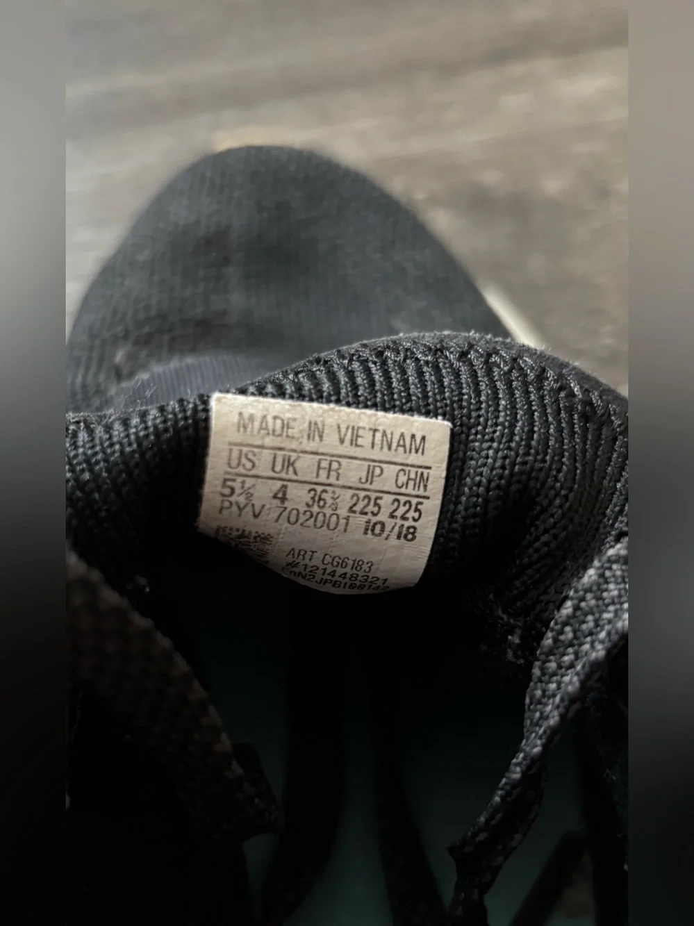 adidas women’s Black sneakers
